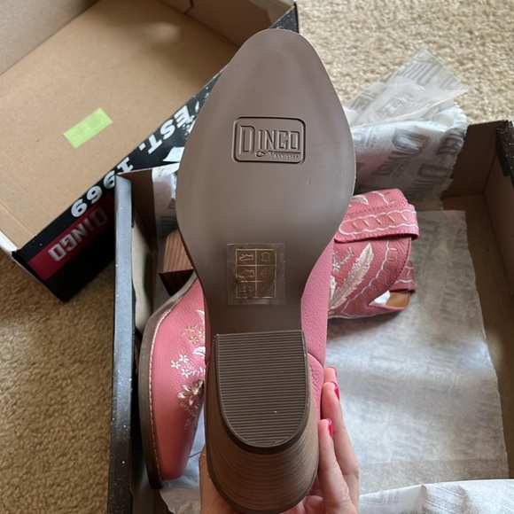 Dingo Primrose pink floral gold leather stitched western cowboy boots size 6 - Picture 4 of 7
